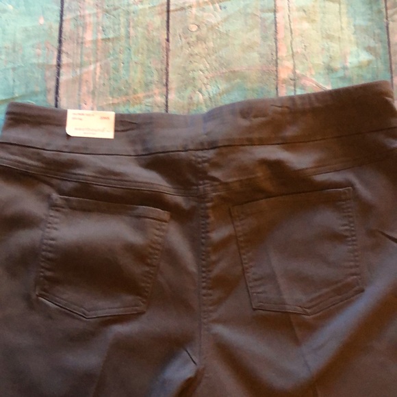 NWT Westbound Woman The park Ave Fit Pants and C.O.Z.Y Hoodie 2 piece bundle - Picture 6 of 13